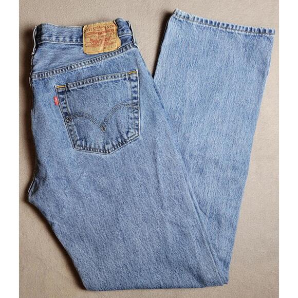 Levi's 501 Button Fly Blue Denim Jeans Men's Size 36X34 Straight Leg Vintage - Picture 1 of 13